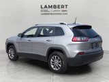 Used 2019 Jeep Cherokee Latitude Plus w/ Comfort/Convenience Group image 3