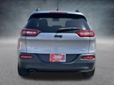 Used 2016 Jeep Cherokee Sport image 4