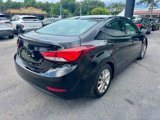Used 2016 Hyundai Elantra SE w/ Option Group 02 image 5