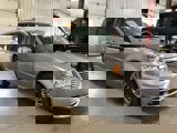 Used 2016 Chrysler Town & Country Touring-L image 5