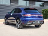 Certified 2022 Porsche Macan image 3