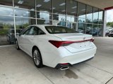 Used 2020 Toyota Avalon Limited image 6