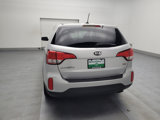 Used 2015 Kia Sorento LX image 6