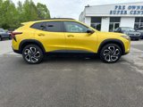 Certified 2024 Chevrolet Trax RS w/ Driver Confidence Package image 3