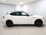Used 2021 Maserati Levante image 6