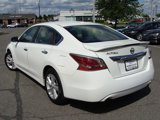 Used 2015 Nissan Altima 2.5 SV w/ Convenience Package image 4