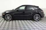 Certified 2025 Porsche Macan image 2
