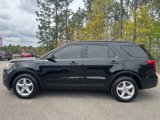 Used 2018 Ford Explorer XLT image 2