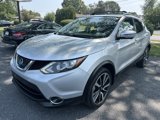 Used 2017 Nissan Rogue Sport SL image 3