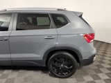 Used 2023 Volkswagen Taos SE image 4
