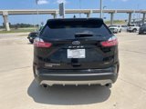 Used 2022 Ford Edge Titanium image 6