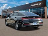 Certified 2025 Hyundai Elantra SE image 6