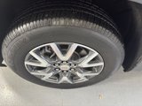 Used 2023 GMC Acadia SLT image 3