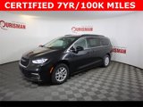 Used 2022 Chrysler Pacifica Touring-L image 3