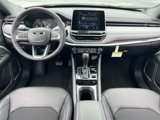 New 2025 Jeep Compass Latitude image 2
