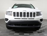 Used 2017 Jeep Compass Latitude image 2