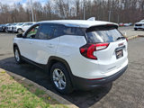 Used 2024 GMC Terrain SLE image 3