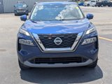 Used 2021 Nissan Rogue SV image 3