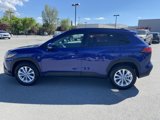 Used 2022 Toyota Corolla Cross LE image 2