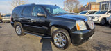 Used 2013 GMC Yukon Denali image 3