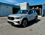 Certified 2025 Volvo XC40 B5 Plus image 3
