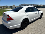 Used 2011 Ford Fusion SEL image 3