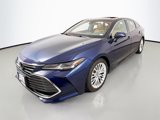 Used 2020 Toyota Avalon Limited image 3