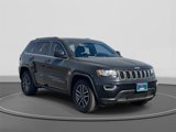 Used 2019 Jeep Grand Cherokee Laredo w/ 18" Wheel & 8.4" Radio Group image 3
