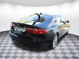 Used 2018 Jaguar XF Premium image 5