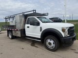 Used 2018 Ford F550 4x4 Regular Cab Super Duty image 5