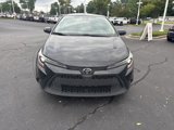 Used 2022 Toyota Corolla LE image 2