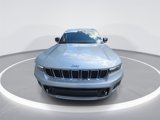 Used 2021 Jeep Grand Cherokee L Overland w/ Luxury Tech Group IV image 3