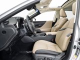 Used 2019 Lexus ES 300h image 6