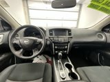Used 2019 Nissan Pathfinder SV image 4