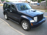 Used 2012 Jeep Liberty Sport image 2