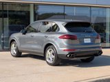 Used 2016 Porsche Cayenne S image 3