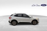 Used 2020 Ford Escape Titanium w/ Titanium Premium Package 2.0 image 5