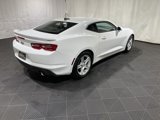 Used 2020 Chevrolet Camaro LT w/ Technology Package image 5