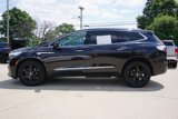 Used 2024 Buick Enclave Essence image 6