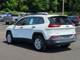 Used 2015 Jeep Cherokee Sport w/ Cold Weather Group image 5