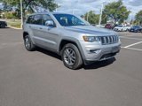 Used 2017 Jeep Grand Cherokee Limited image 3