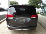 Used 2018 Chrysler Pacifica Touring-L Plus w/ Advanced Safetytec Group image 6