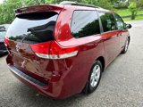 Used 2014 Toyota Sienna LE image 5