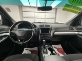 Used 2016 Ford Explorer XLT w/ Equipment Group 201A image 4