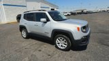 Used 2016 Jeep Renegade Latitude image 2