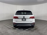 Used 2022 Volkswagen Taos SEL image 4