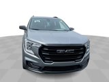 Certified 2023 GMC Terrain SLE w/ Driver Convenience Package image 3