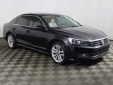 Used 2017 Volkswagen Passat 1.8T SEL Premium image 2