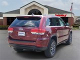 Used 2018 Jeep Grand Cherokee Laredo image 4