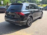 Used 2021 Volkswagen Tiguan SE w/ Panoramic Sunroof Package image 5